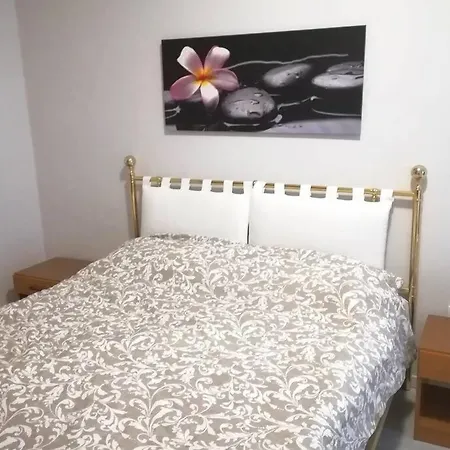 Casa Vacanze La Cartolina Apartment